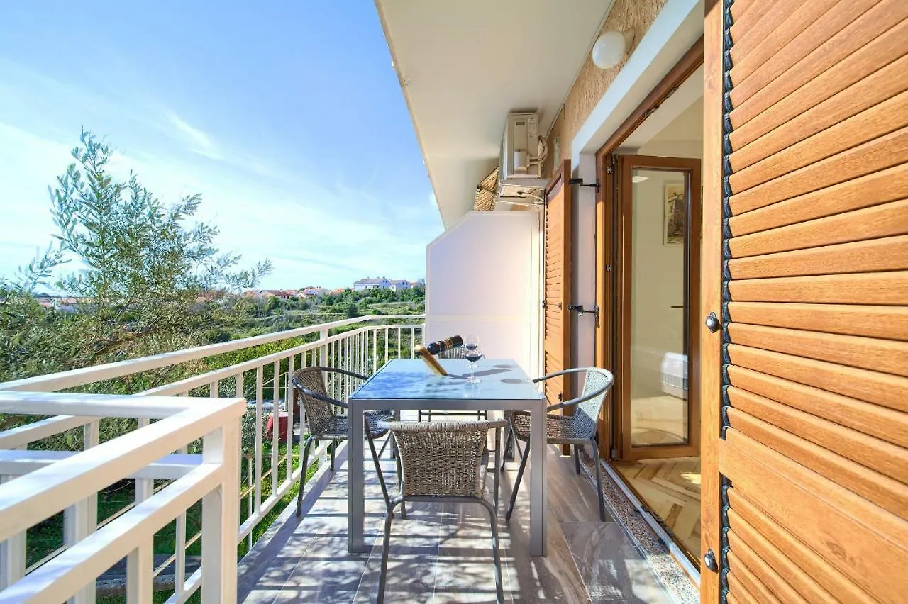 Appartamento Nadija Studio Apartmani Krk Town